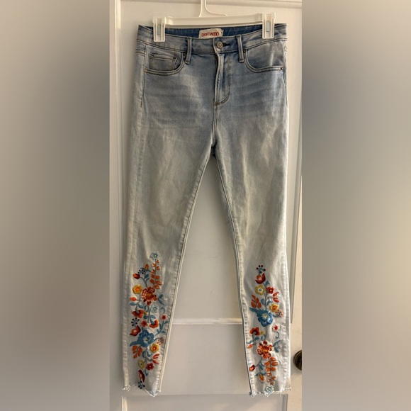 DRIFTWOOD Jackie High Rise Embroidered Floral Skinny Raw Hem Jeans Size 26 - Picture 1 of 4